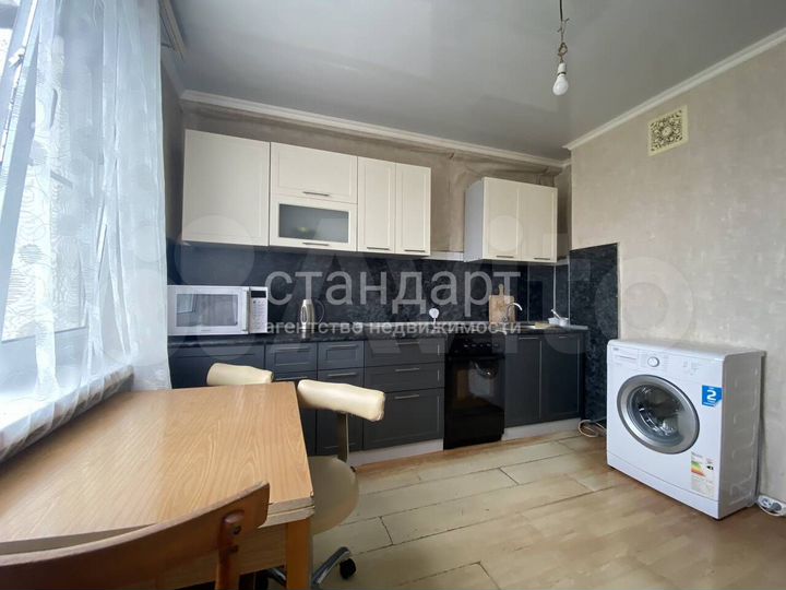 2-к. квартира, 48 м², 9/9 эт.