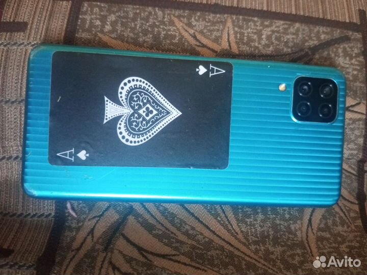 Телефон samsung galaxy м12