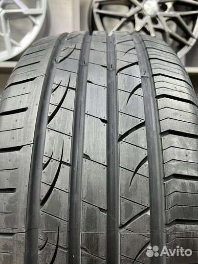 Fortune FSR702 275/40 R19 105Y