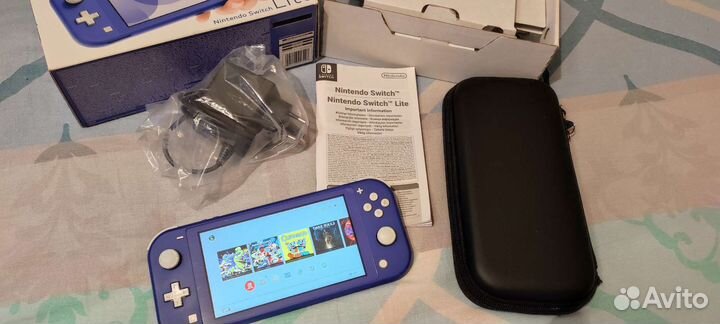 Nintendo Switch Lite, шитая 160гб., + игры
