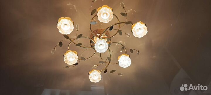 Люстра потолочная бу