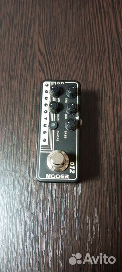 Гитарная педаль Mooer M012 US gold 100