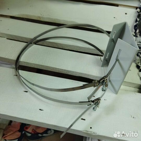 Кронштейн на столб для видеокамеры