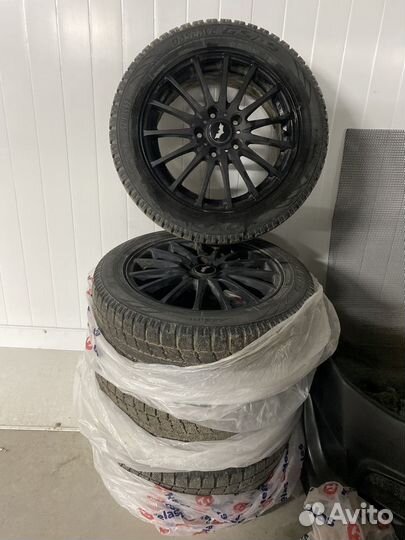 Комплект колес r16 5x114.3