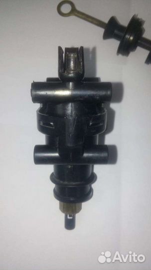 Активатор открывания замка двери. Мерседeс W124