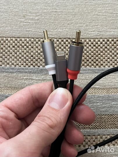 Кабель 2RCA - Lightning (iPhone)