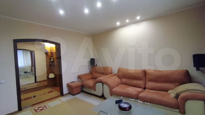 4-к. квартира, 78 м², 4/9 эт.