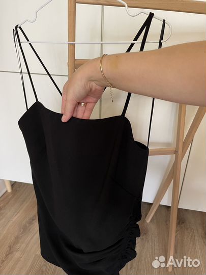 Женская одежда (46/48)