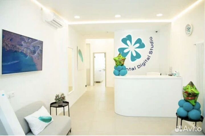 Ресепшн из камня