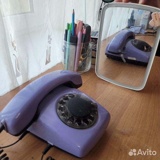 Телефон для связи