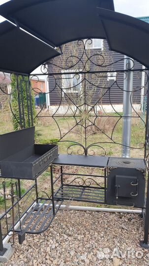 Беседка с мангалом