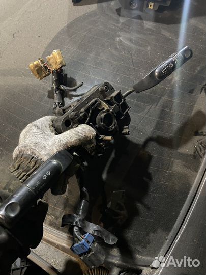 Подрулевые переключатели с замком space wagon