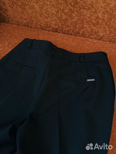 Брюки с отутюженными стрелками