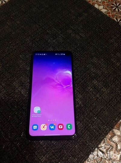 Телефон samsung galaxy s10e