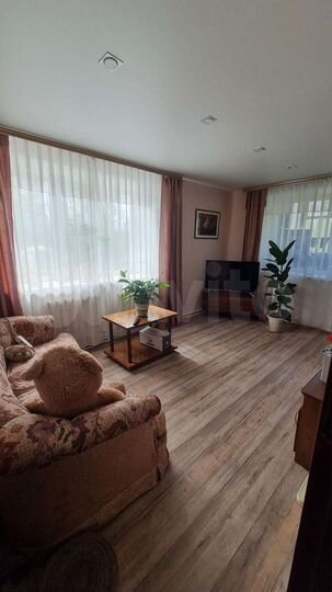 2-к. квартира, 43 м², 1/2 эт.