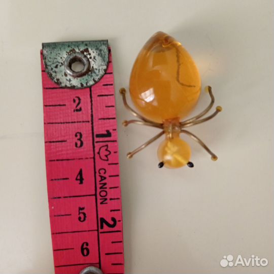 Брошь янтарь СССР