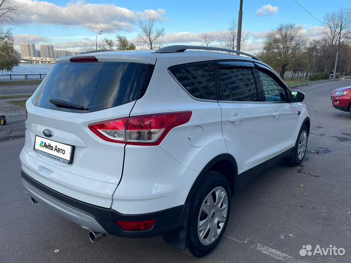 Ford Kuga 2.5 AT, 2015, 195 900 км