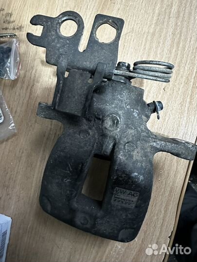 Суппорт задний VAG