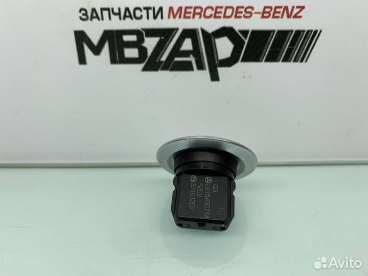 Кнопка запуска двигателя Mercedes W222 S 222