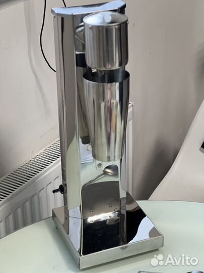 Миксер для молочных коктелей