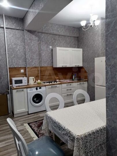 2-к. квартира, 50 м², 9/10 эт.