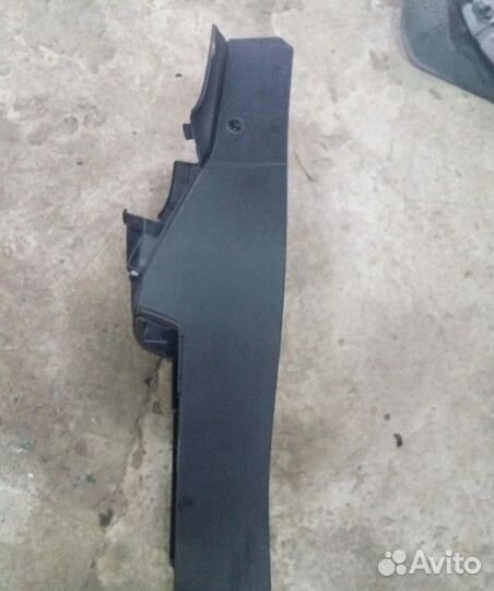 Рамка центральной консоли Mitsubishi Pajero 4