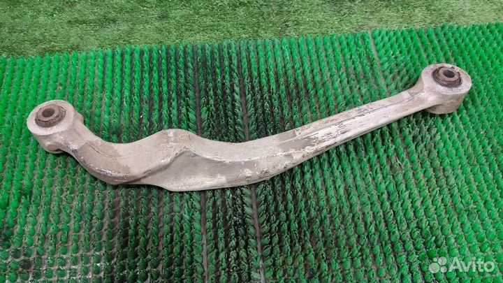 Рычаг задний поперечный верхний Nissan Qashqai J1