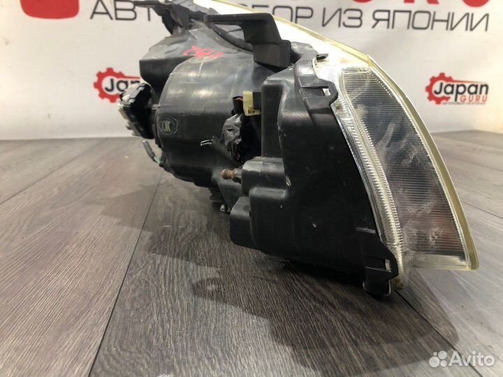 Фара ксеноновая передняя левая Suzuki Sx4 SX4 M15A