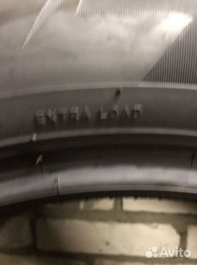 Pirelli Ice Zero 235/55 R19 105H