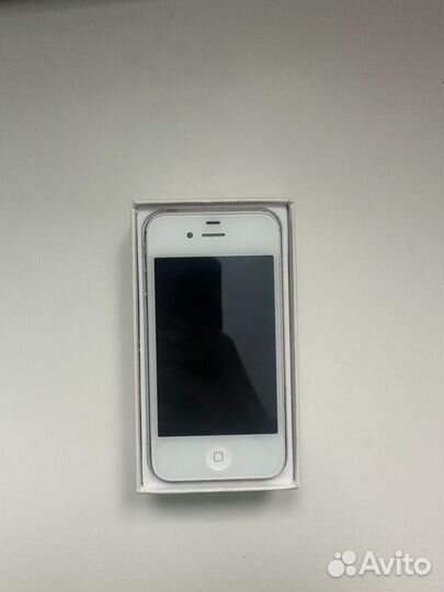 iPhone 4S, 16 ГБ