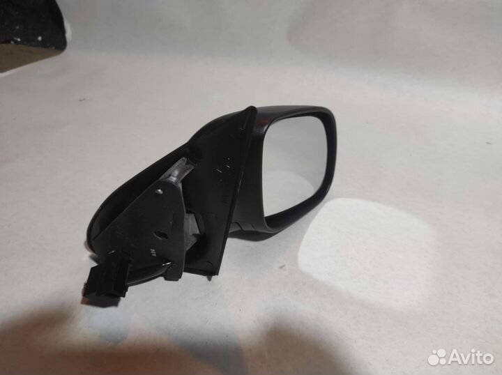 Зеркало правое skoda fabia 12.1999 - 03.2008