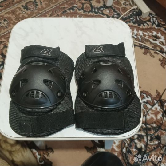 Защита, наколенники