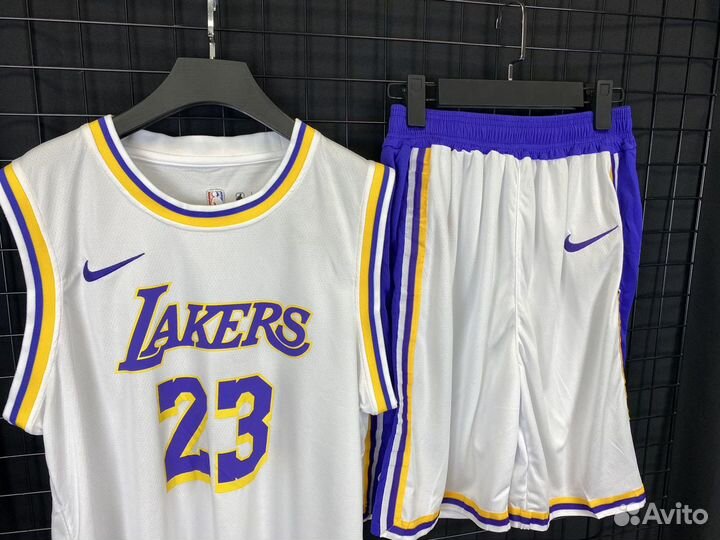 Спортивный костюм Nike Lakers новый