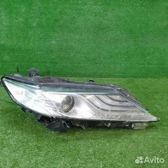Фара правая Тойота Камри 70 (2020-Н.В.)