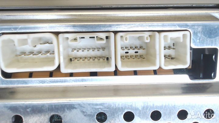 Дисплей мультимедиа Lexus GX, 2004