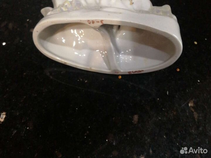 Статуэтка фарфор аист