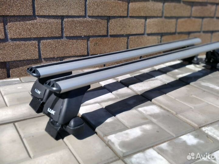 Поперечины на крышу для Лада Vesta Веста седан