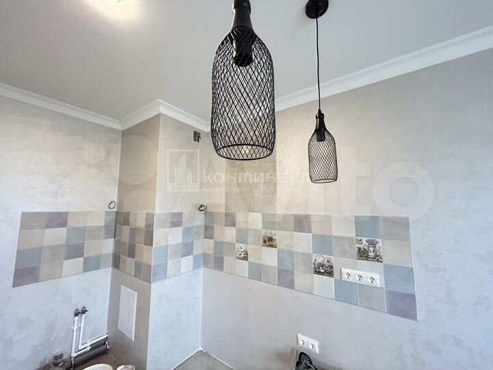 2-к. квартира, 60 м², 3/9 эт.