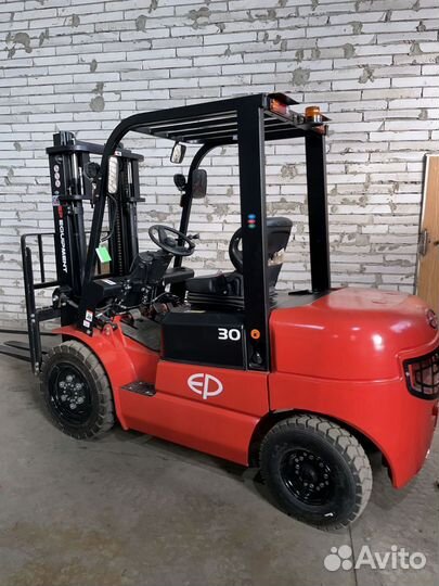 Вилочный погрузчик EP Equipment CPCD30T3, 2023