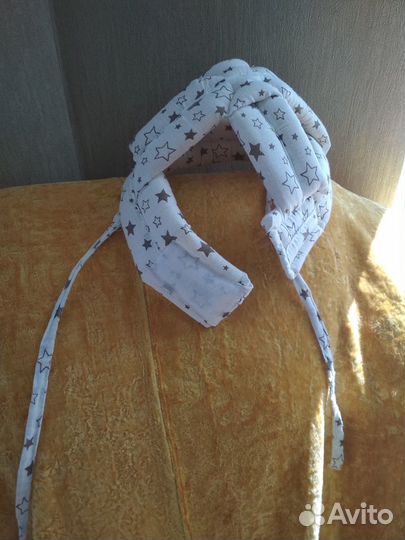 Продается противоударная детская шапка