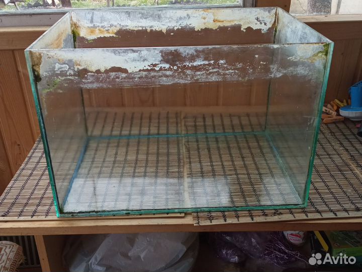 Аквариумы и оборудование