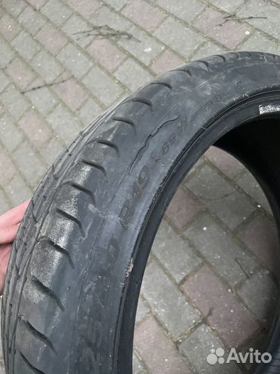 Pirelli P Zero 225/40 R19 89W