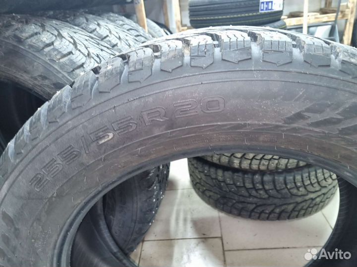 Nokian Tyres Hakkapeliitta 9 SUV 255/55 R20
