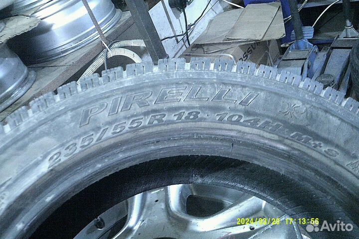 Pirelli Scorpion Ice&Snow 235/55 R18