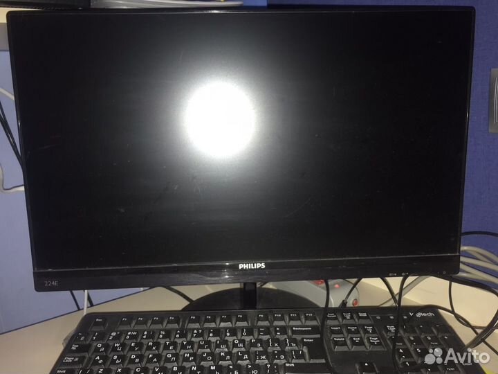 Монитор philips 224E