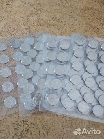 Продаю юбилейные монеты рубли 2р., 5р., 10р., 25р