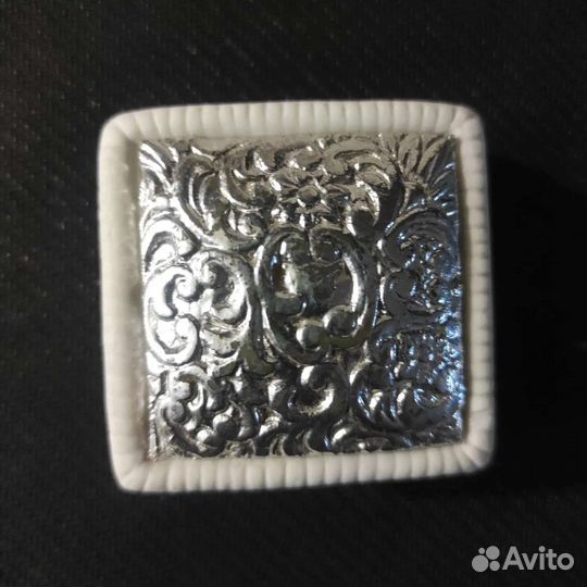 Фарфоровые шкатулки для свадебных колец