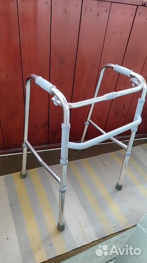 Ходунки для взрослых