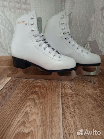 Коньки фигурные