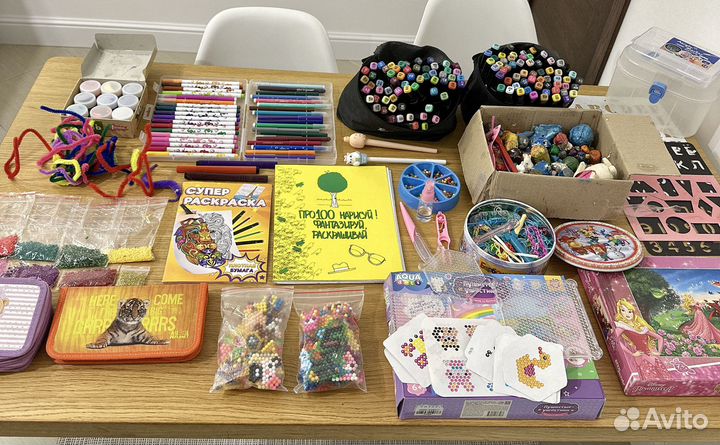 Для творчества пакетом лайнеры фломастеры пеналы